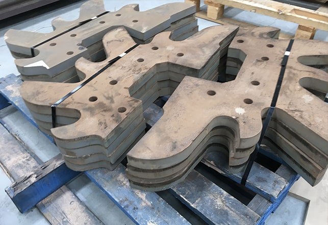 Material & Thickness Don’t Matter When Using A Waterjet Cutting Machine